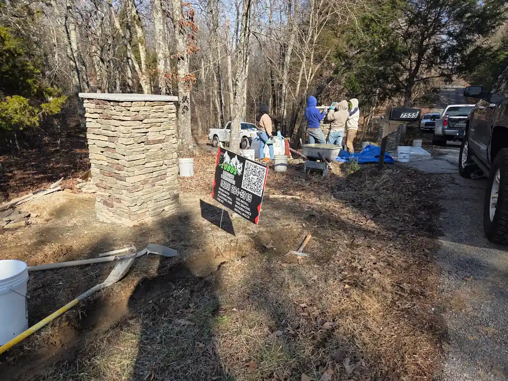 Step 01: free estimate on a Lobos Landscape &amp; Hardscaper job in Cleveland, Tennessee